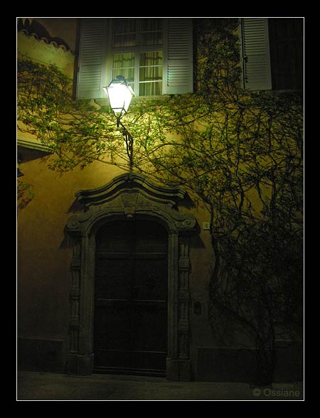 Visiteur du Soir, Songe d'une Nuit d'Eté derrière la Porte.